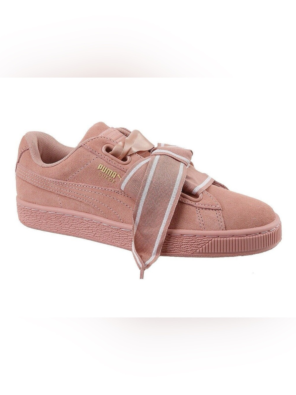 PUMA Suede Heart Satin Ribbon Sneakers in Dusty Pink Brand new size 39